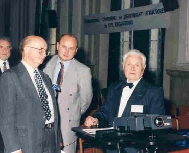 In the front profs  Z.S. Makowski and Stephane Du Chateau after lecture