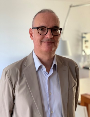 prof. Carlos Lázaro
