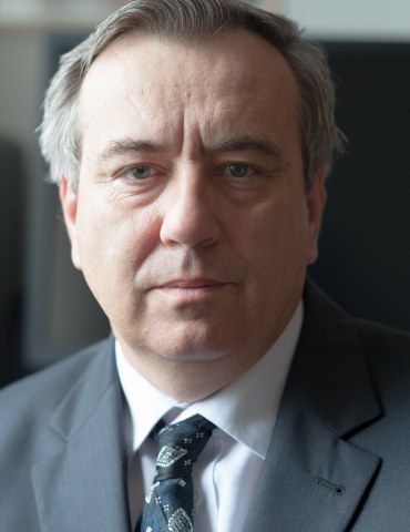 Professor Tomasz Lewiński, Prof., Ph.D., D. Sc., Eng.